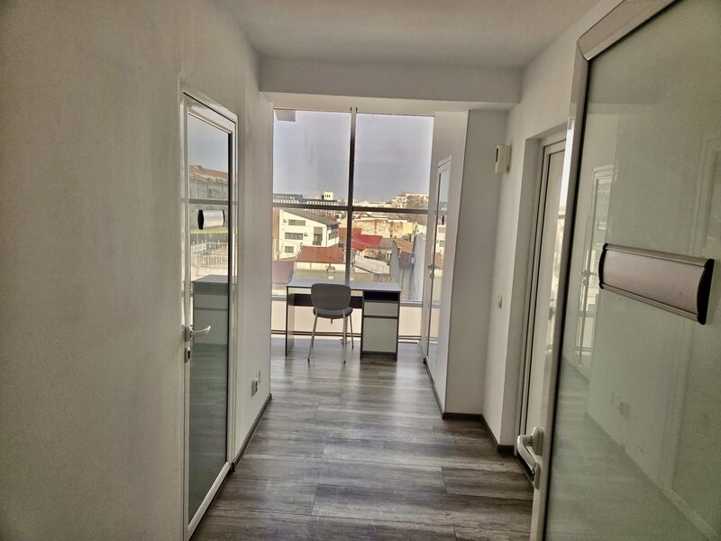 Unirii, magazinul Zepter, mobilat, paza 24 h