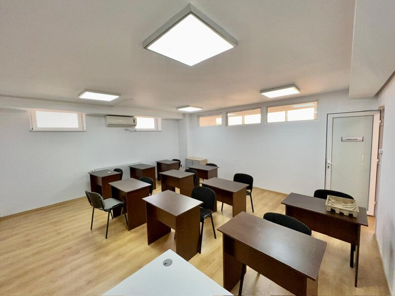 Unirii, magazinul Zepter, mobilat, paza 24 h